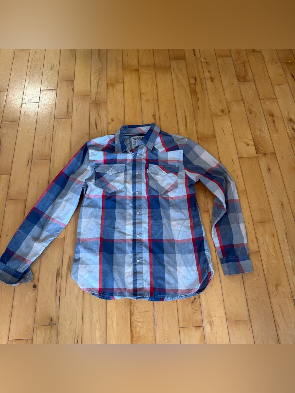 Levis vintage , Red White Plaid Long-Sleeve Button-Down Shirt 2 horse label